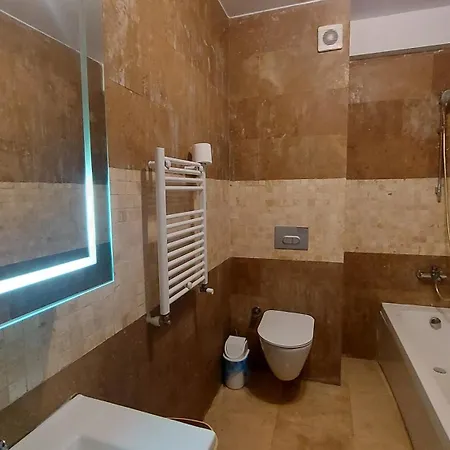 Solid 387 E7 Mamaia
